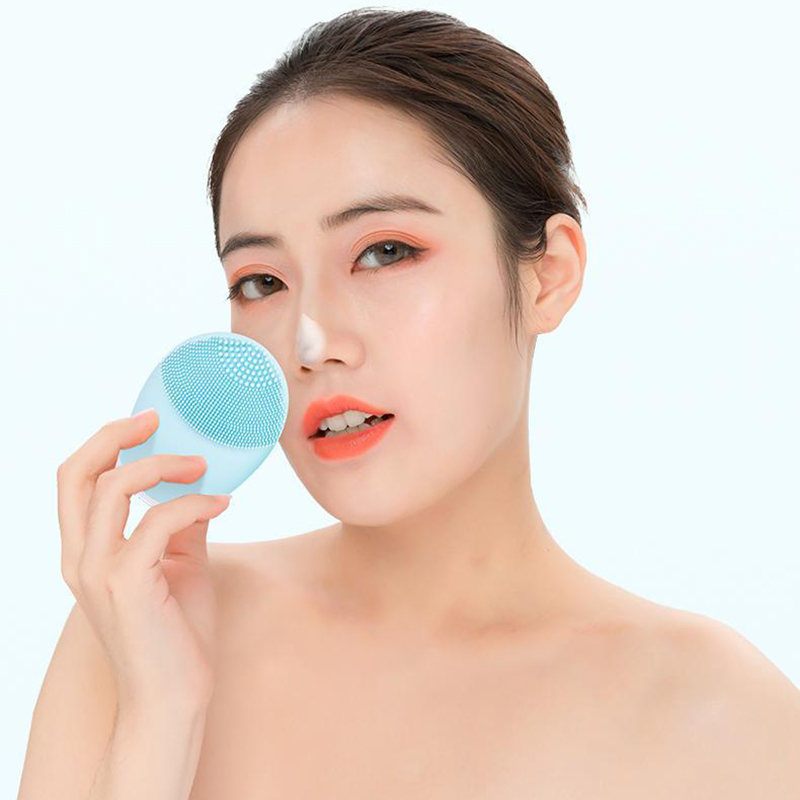 Electric Silicone Facial Clean - огляд і ціна Skincare B Erl